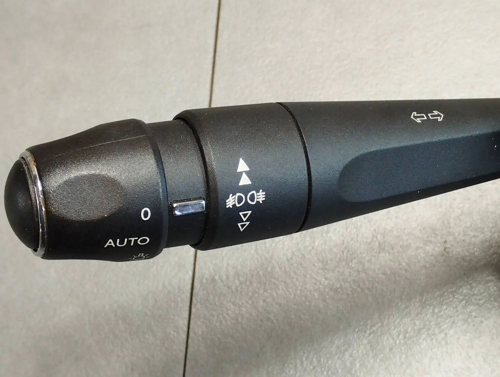 Peugeot 508 COMBINED SWITCH 96759260XT