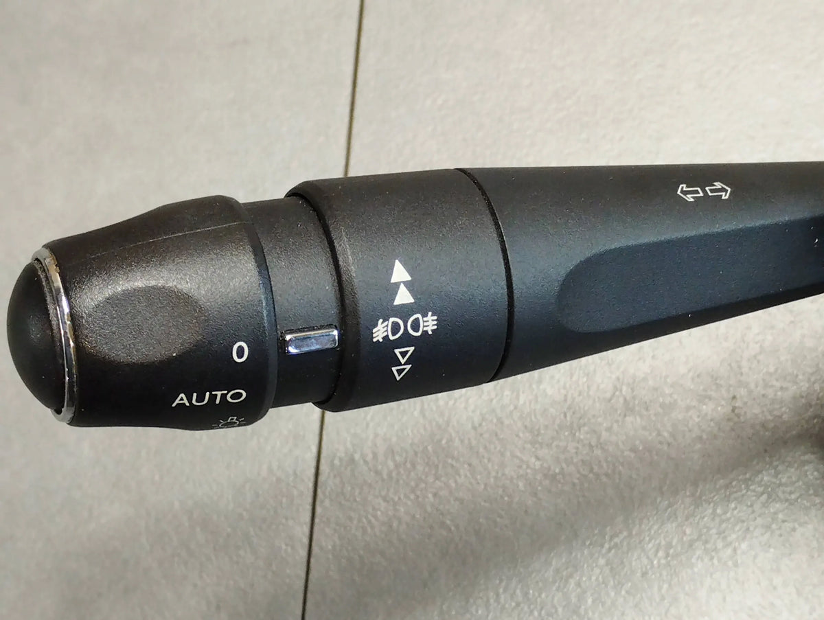 Peugeot 508 COMBINED SWITCH 96759260XT
