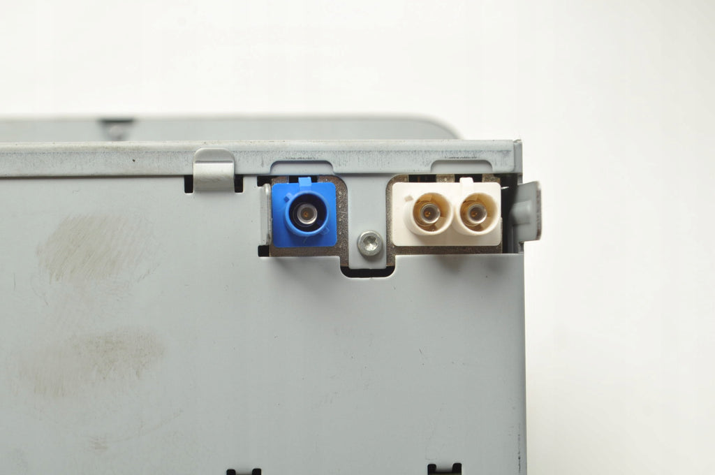 RADIO NAVIGATION VOLKSWAGEN TIGUAN AND 3C8035279S LIFT