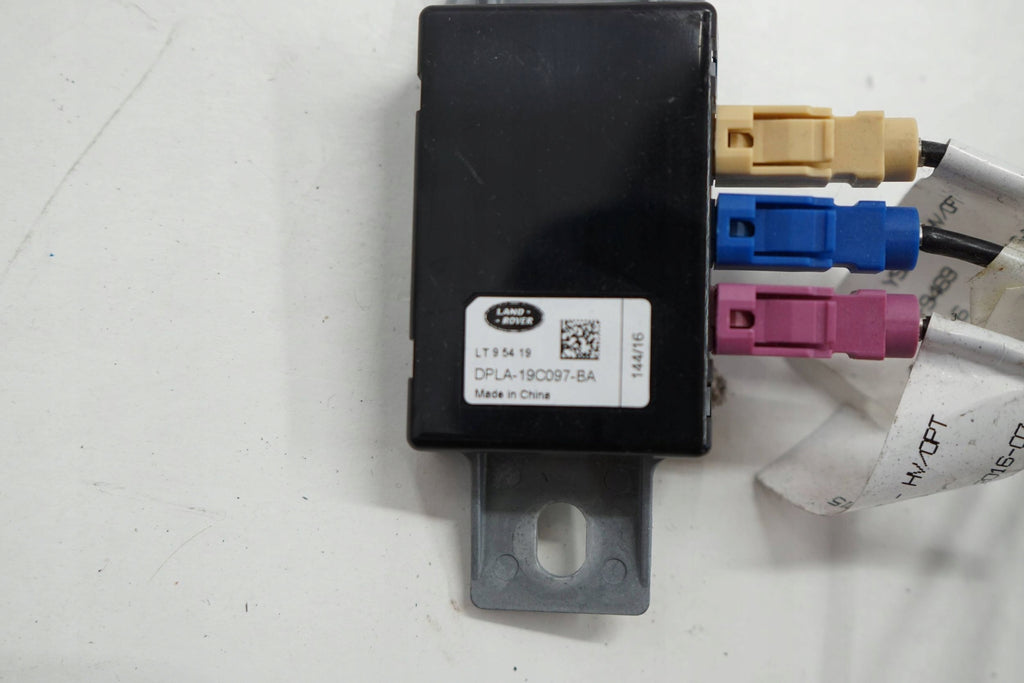 RANGE ROVER EVOQUE L538 LIFT 16R ANTENNA AMPLIFIER DPLA-19C097-BA