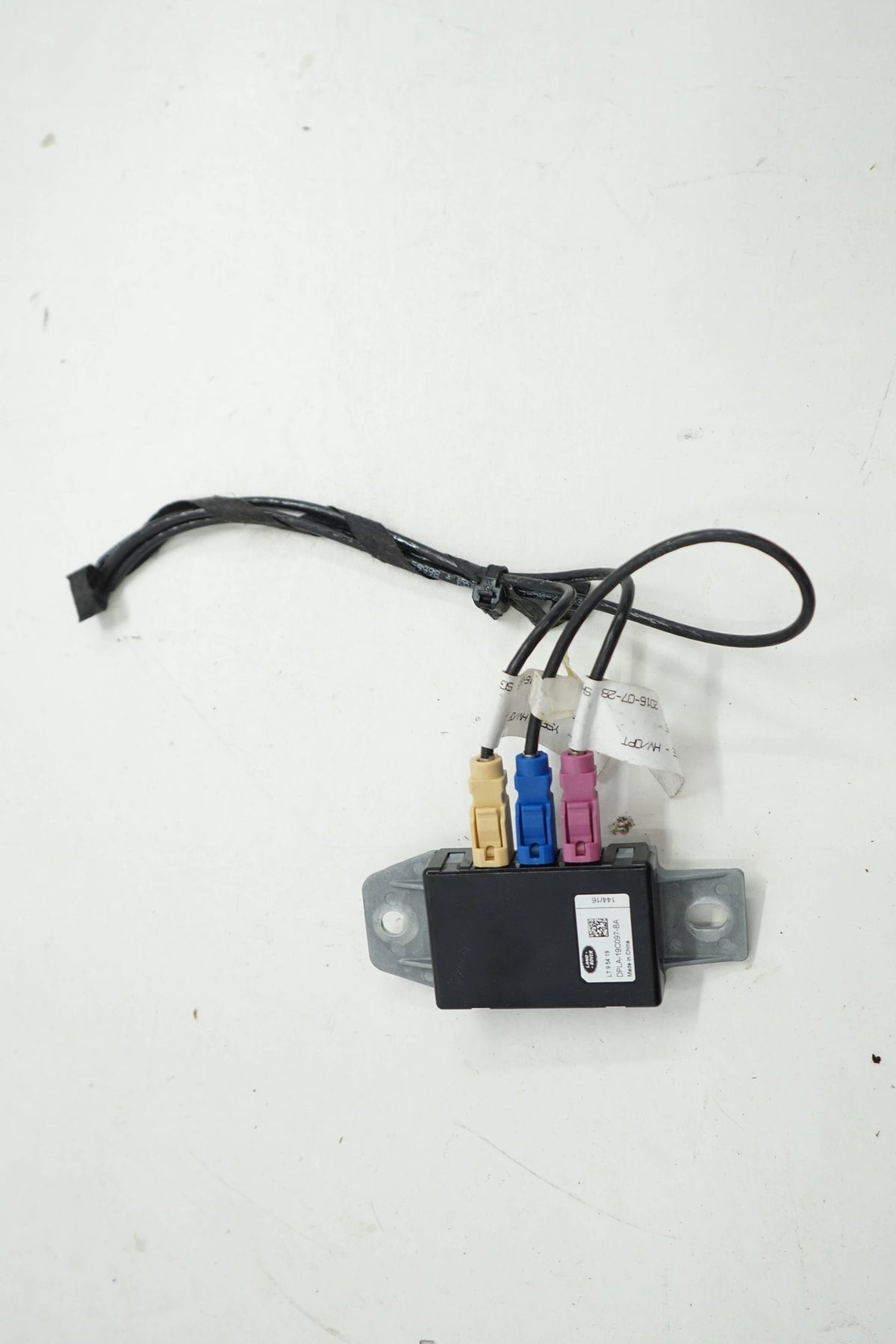 RANGE ROVER EVOQUE L538 LIFT 16R ANTENNA AMPLIFIER DPLA-19C097-BA