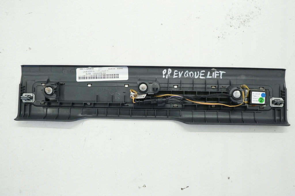 RANGE ROVER EVOQUE L538 LIFT 16R THRESHOLD STRIP RIGHT FRONT BJ3M13200CF8LAA