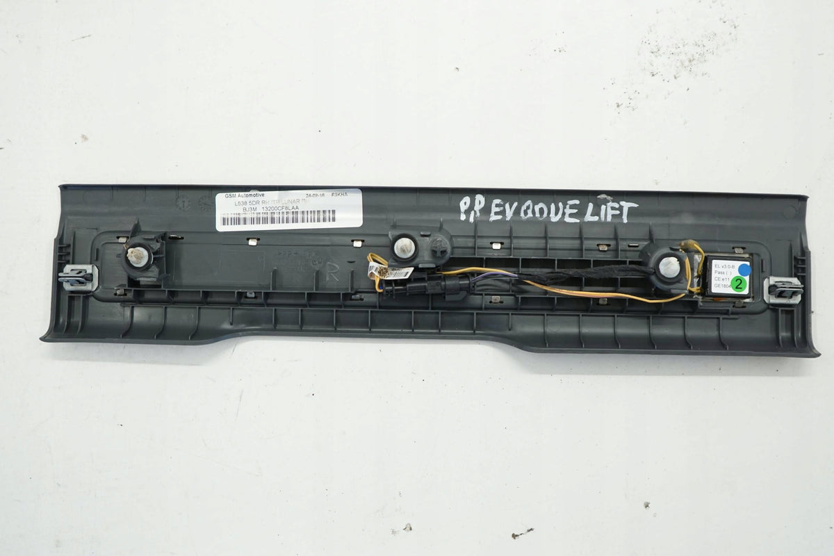RANGE ROVER EVOQUE L538 LIFT 16R THRESHOLD STRIP RIGHT FRONT BJ3M13200CF8LAA