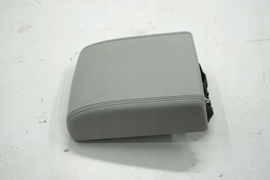 RANGE ROVER EVOQUE L538 LIFT CENTER TUNNEL ARMREST