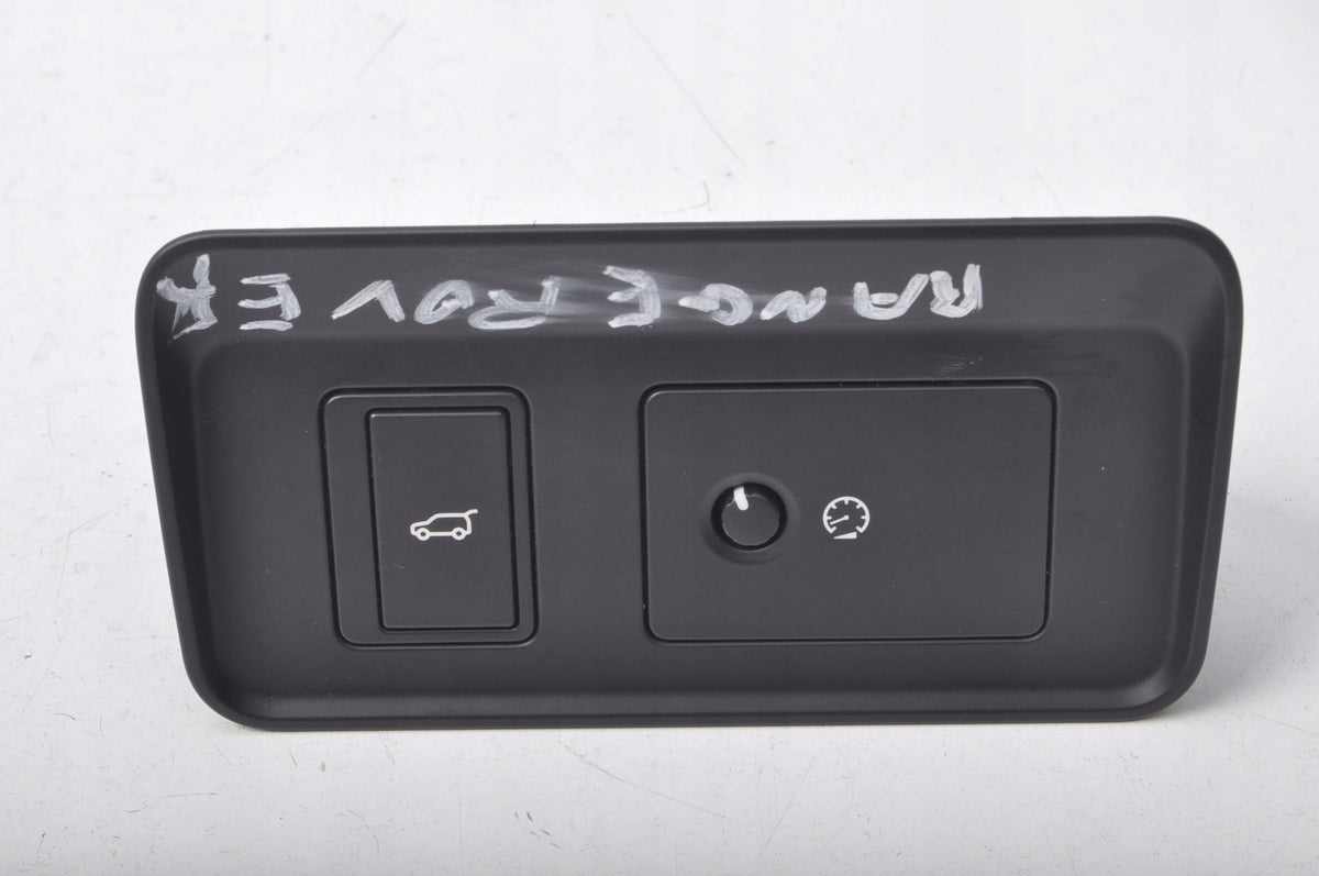 RANGE ROVER L494 FLAP PANEL FK72-11654-BC