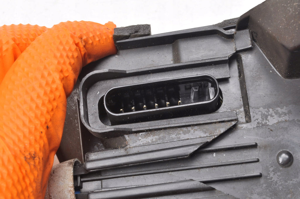 RANGE ROVER VELAR L560 DOOR LOCK RIGHT FRONT J8A2-203A28-AD