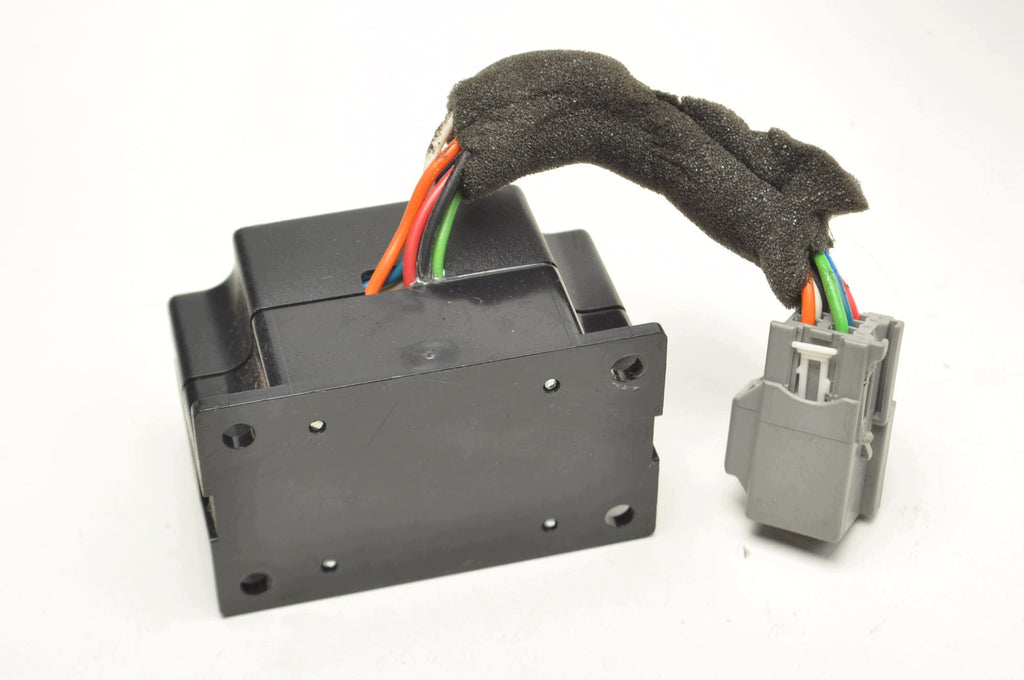 RELAY MODULE VOLVO C70 II 8676998