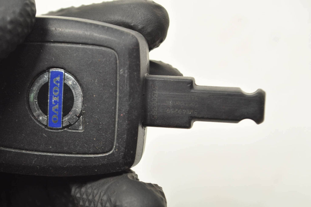 REMOTE CONTROL KEY VOLVO S40 II V50 C30 31300355