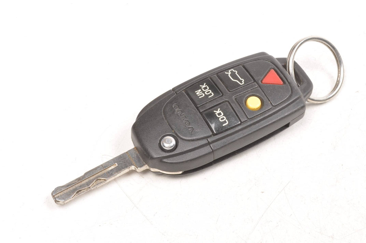 REMOTE CONTROL KEY VOLVO S60 V70 XC70 XC90 8688800