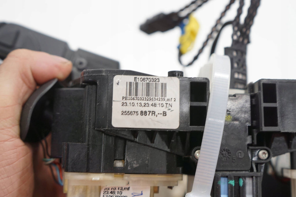 RENAULT CAPTUR AND 13R COMBINED SWITCH HANDLE 255675887R