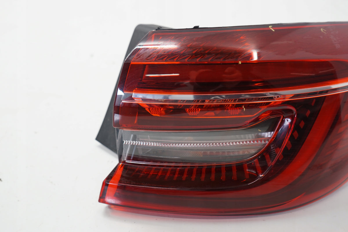 RENAULT CLIO V 22R LAMP RIGHT REAR 265504885R