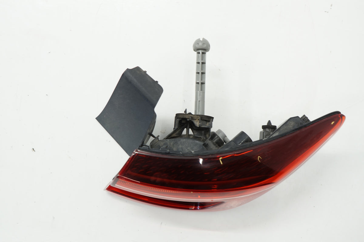 RENAULT CLIO V 22R LAMP RIGHT REAR 265504885R