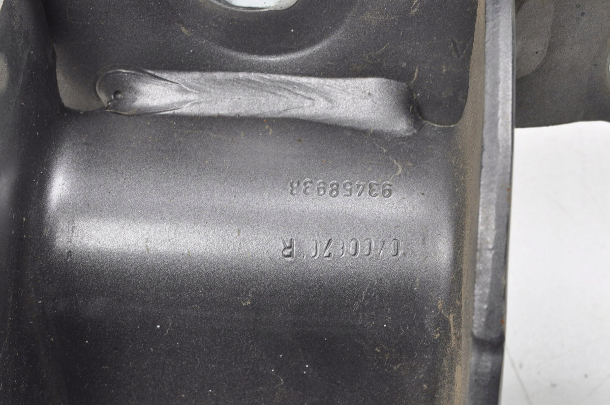 RENAULT HIT III FLAP HINGE LEFT