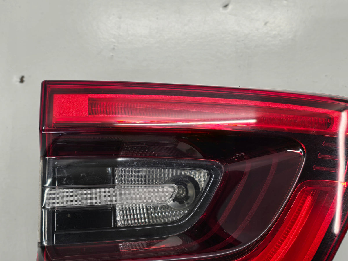 RENAULT KADJAR 16R LAMP LEFT REAR FLAP 265550151R