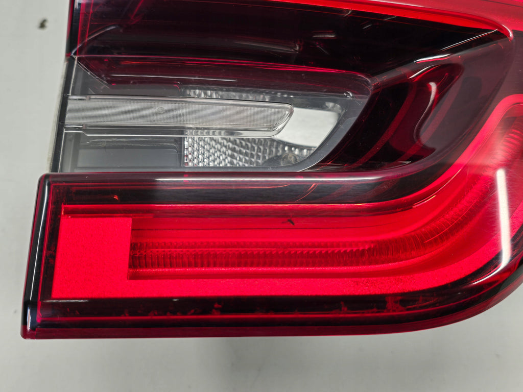 RENAULT KADJAR 16R LAMP LEFT REAR FLAP 265550151R