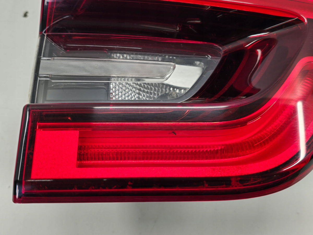RENAULT KADJAR 16R LAMP LEFT REAR FLAP 265550151R