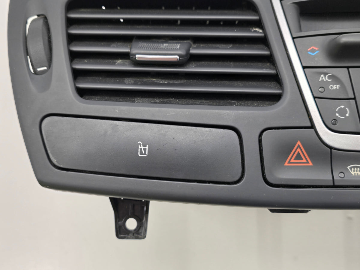 RENAULT LAGOON III LIFT 10R AIR SUPPLY GRILLE MIDDLE PANEL CUP HOLDER
