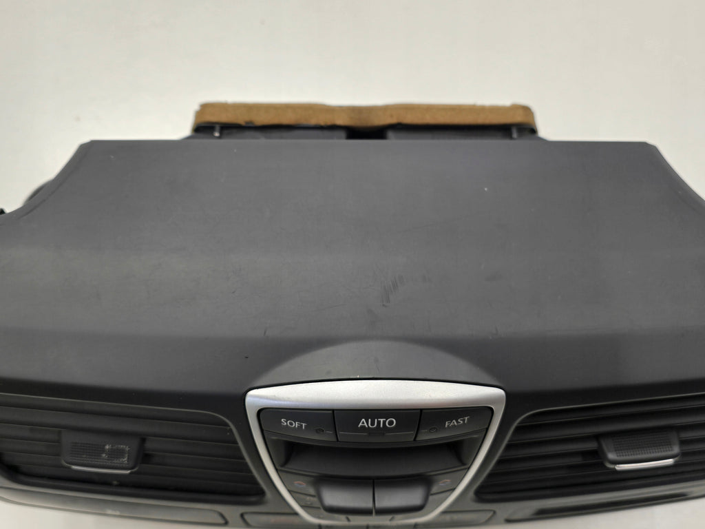 RENAULT LAGOON III LIFT 10R AIR SUPPLY GRILLE MIDDLE PANEL CUP HOLDER