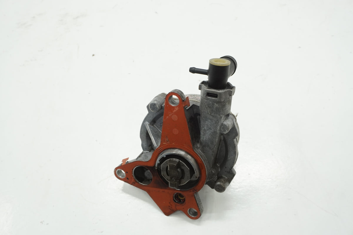 RENAULT LAGOON III PUMP VACUM 2.0DCI 8200845984