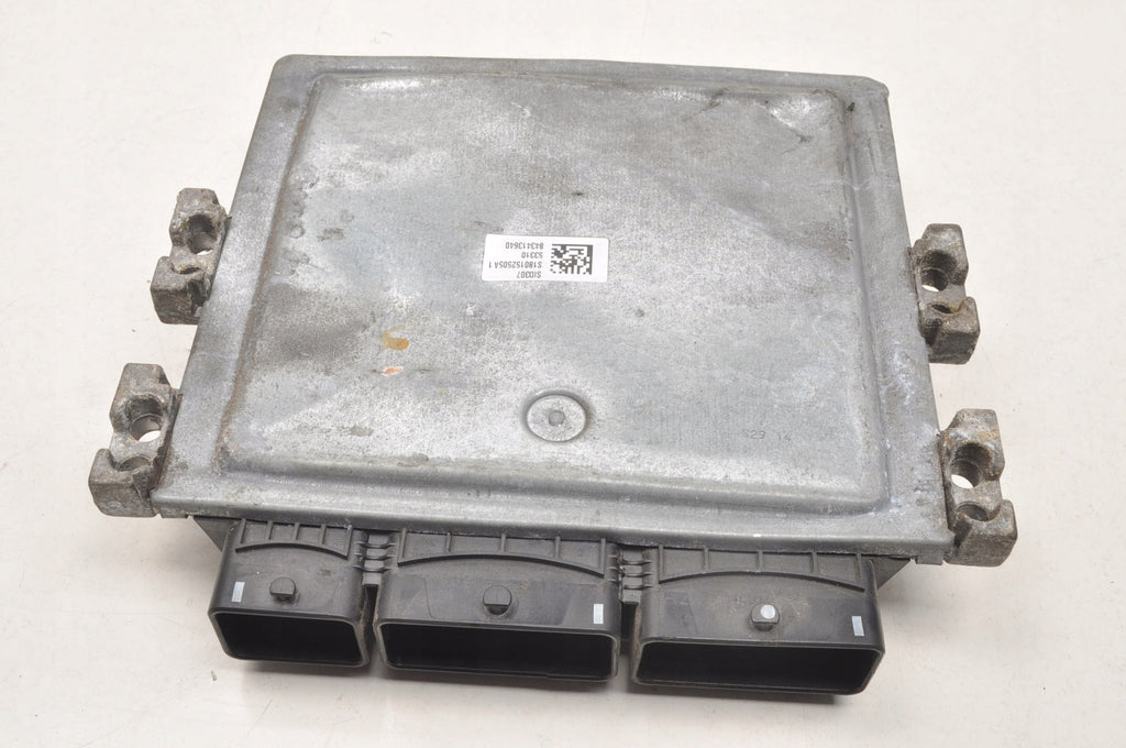RENAULT MEGANE III 1.5 dCi COMPUTER ENGINE DRIVER 237104833R