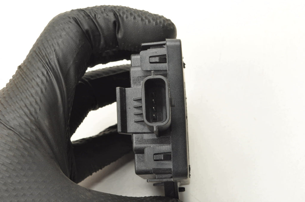 RENAULT MEGANE V E-TECH MODULE DRIVER P1021331