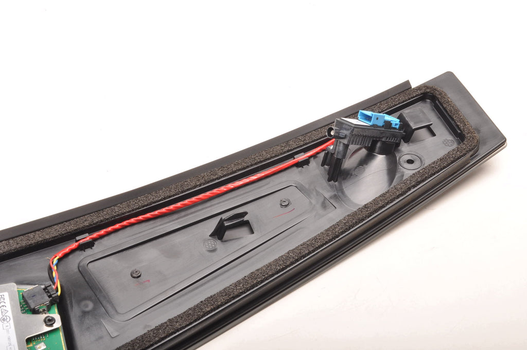 RIGHT POST COVER Tesla MODEL 3 1100441-00-E 1092978-00-C