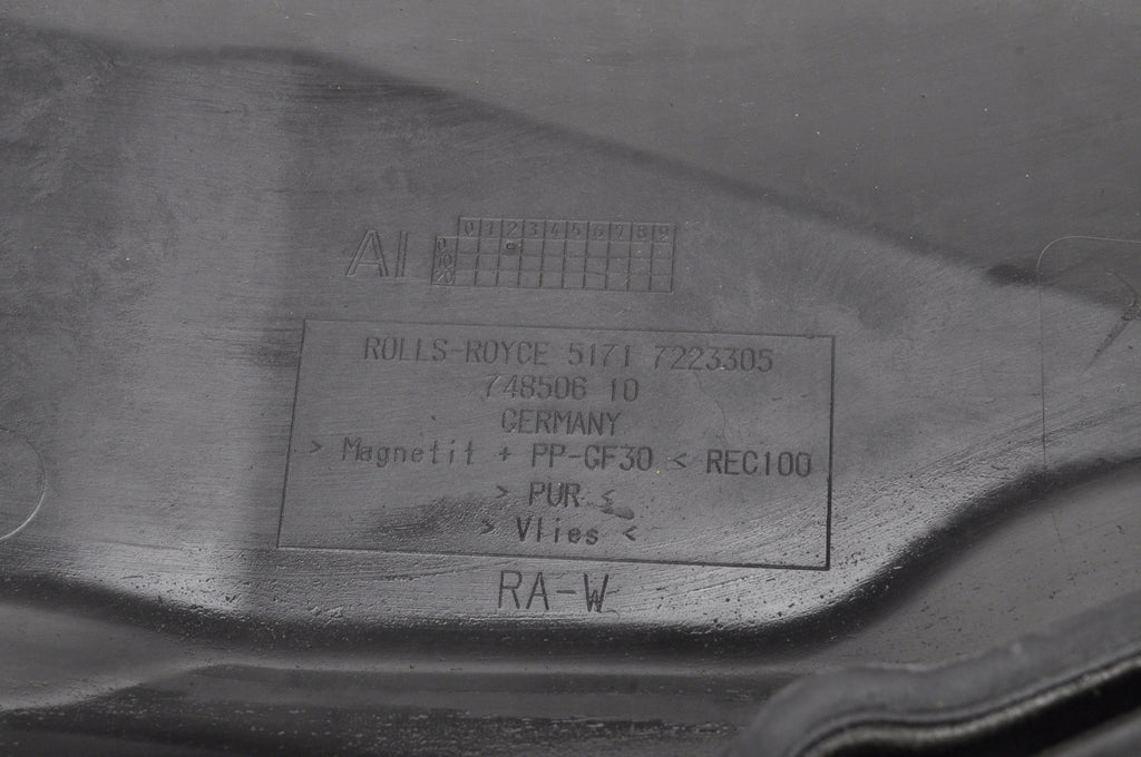 ROLL-ROYCE WRAITH RR5 6.6 ENGINE BULKHEAD COVER