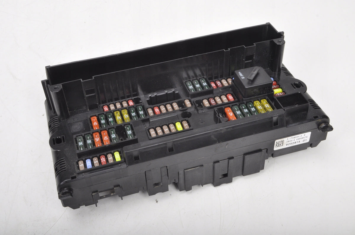 ROLL-ROYCE WRAITH RR5 6.6 FUSE BOX