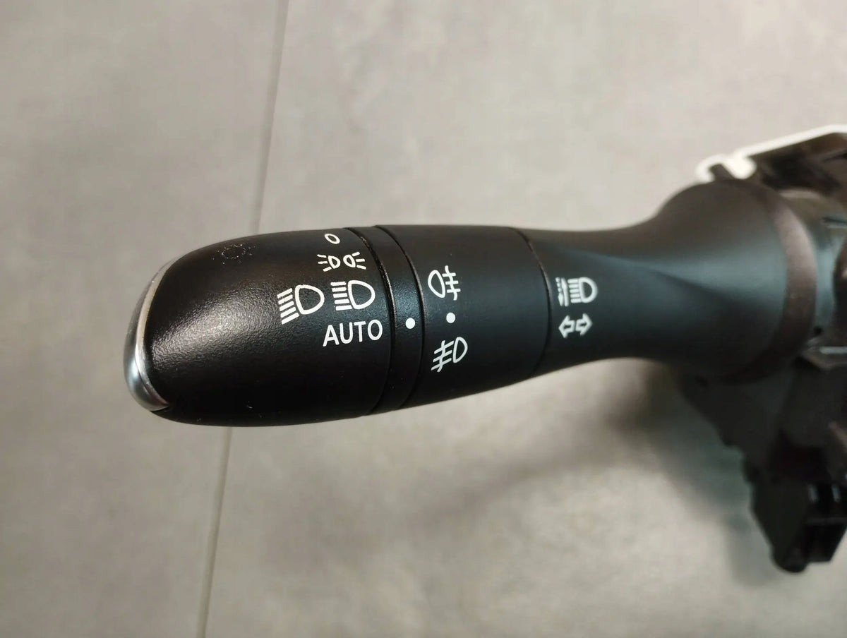 Renault Grand scenic IV COMBINED SWITCH 255678341RC