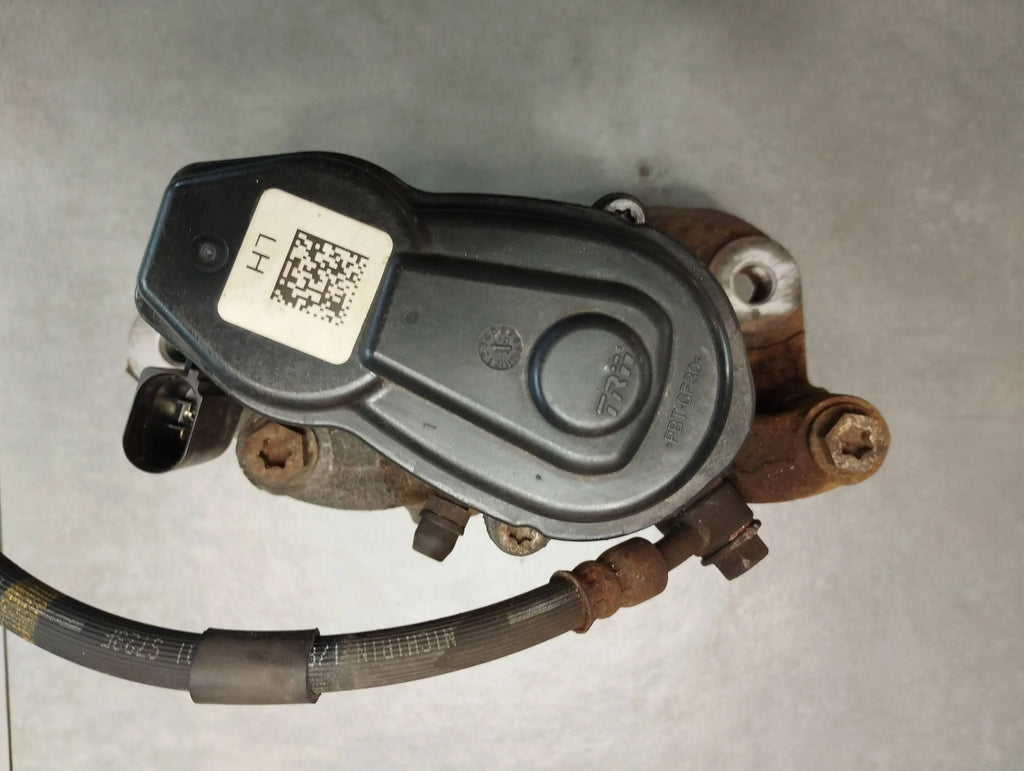 Renault Kadjar CLAMP LEFT REAR