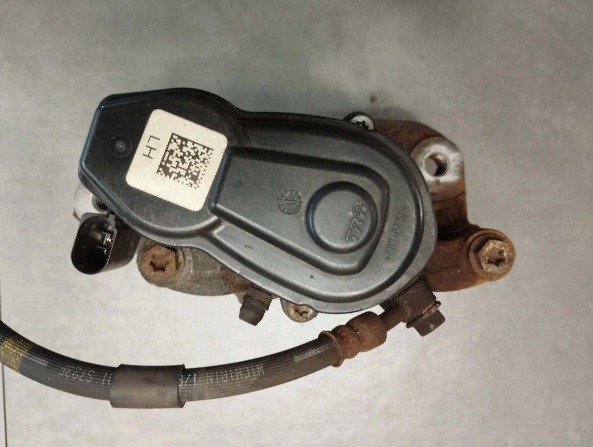 Renault Kadjar CLAMP LEFT REAR