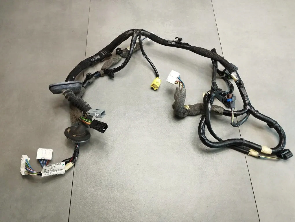 Renault Kadjar DOOR HARNESS RIGHT FRONT 241257114R