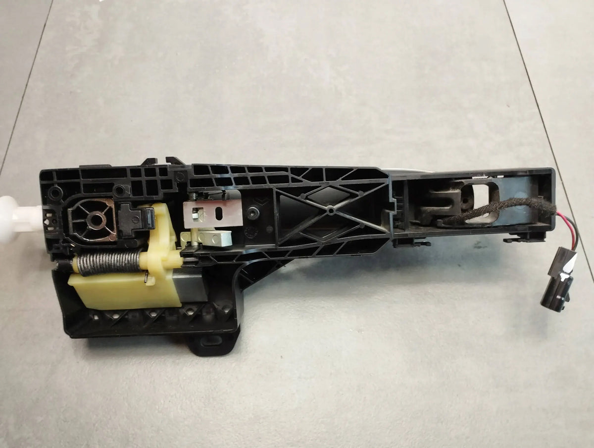 Renault Scenic IV EXTERIOR DOOR HANDLE LEFT REAR TECNM