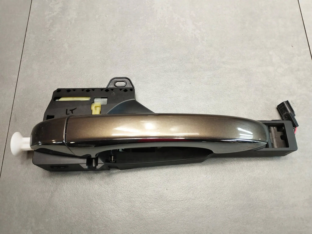 Renault Scenic IV EXTERIOR DOOR HANDLE LEFT REAR TECNM
