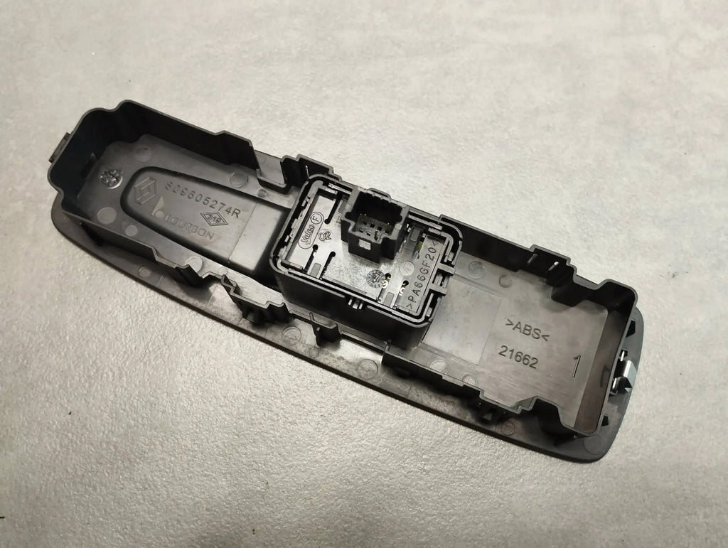 Renault Scenic IV WINDOW SWITCH RIGHT FRONT 809605274R