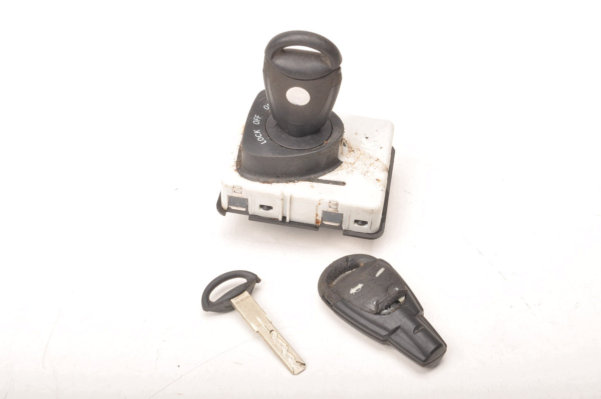 SAAB 9-3 II 12801010 11173900 KEY IGNITION