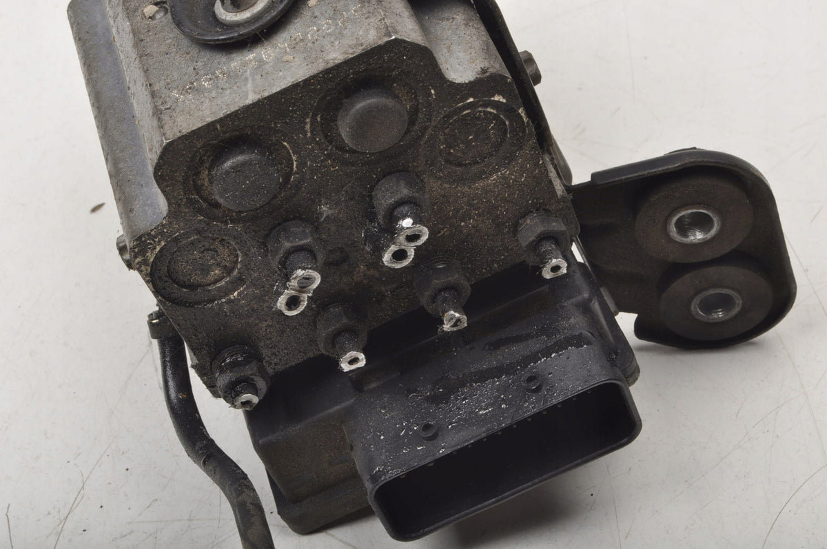 SAAB 9-3 II 2.2 TiD 125HP ABS PUMP 12789521