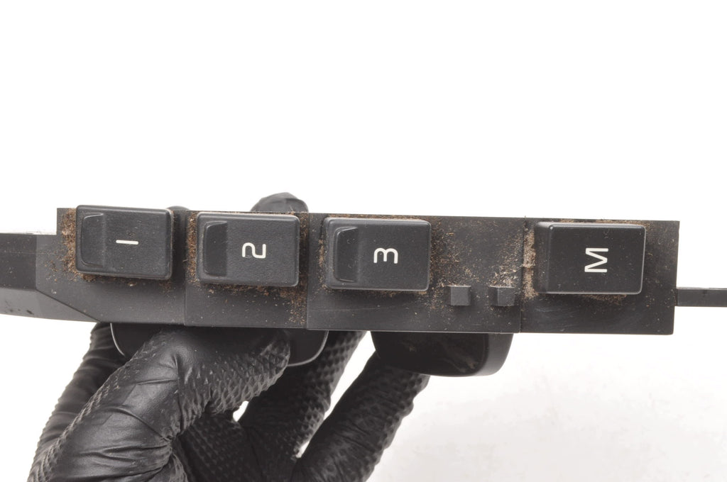 SEAT ADJUSTMENT PANEL VOLVO C70 II 31252859