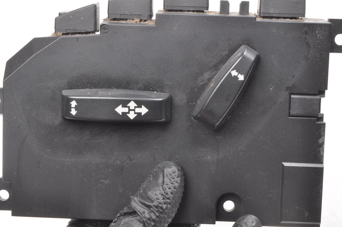 SEAT ADJUSTMENT PANEL VOLVO C70 II 31252859
