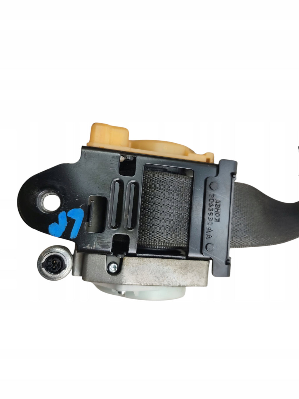 SEAT BELT LEFT FRONT OPEL INSIGNIA AND EUROPE