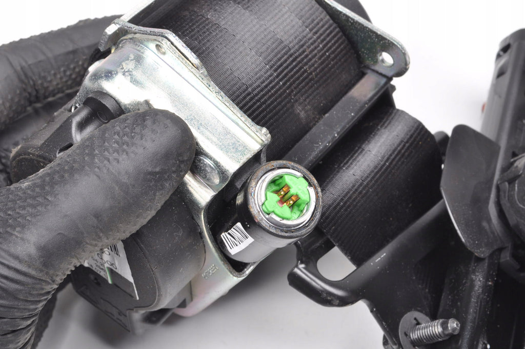 SEAT BELT LEFT FRONT VOLVO V40 II 31390453