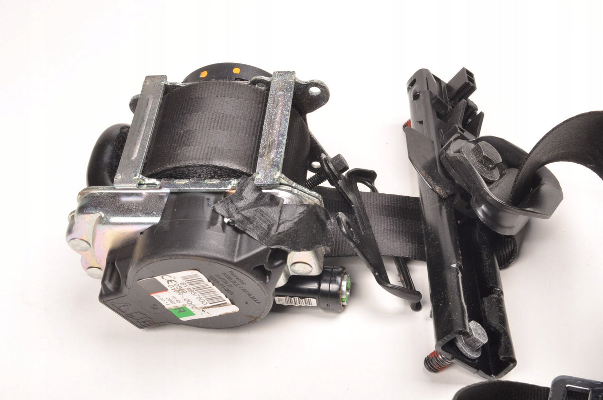 SEAT BELT RIGHT FRONT VOLVO V40 II 31390454