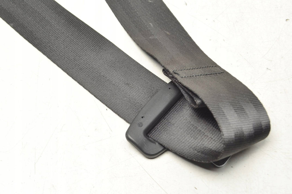 SEAT BELT RIGHT REAR 2 ROW VOLVO XC40 31462131