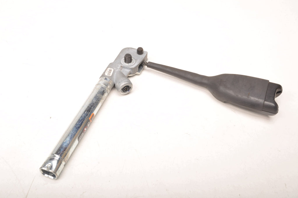 SEAT BELT TENSIONER LEFT OPEL AMPERE 20919345