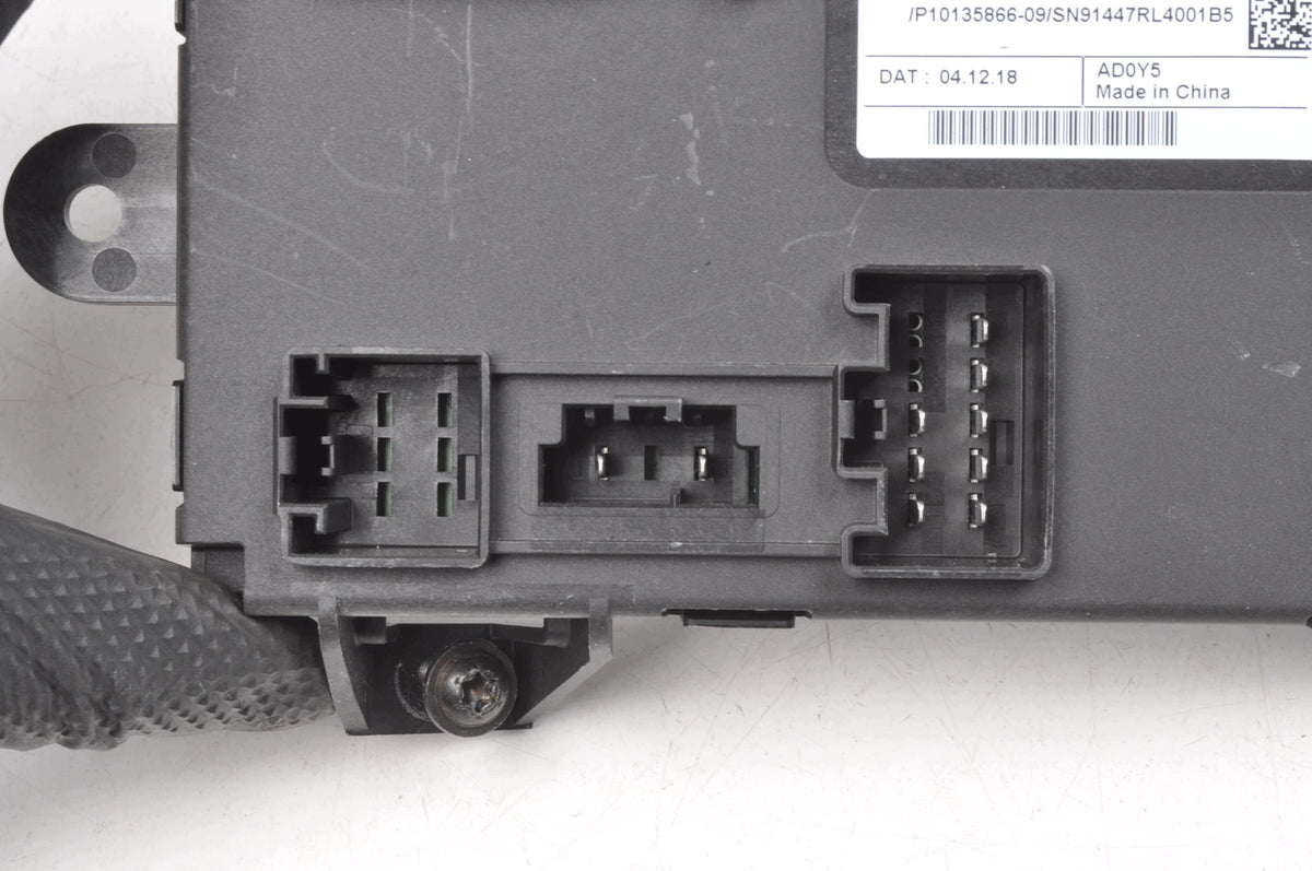 SEAT CONTROL UNIT VOLVO XC40 31652465