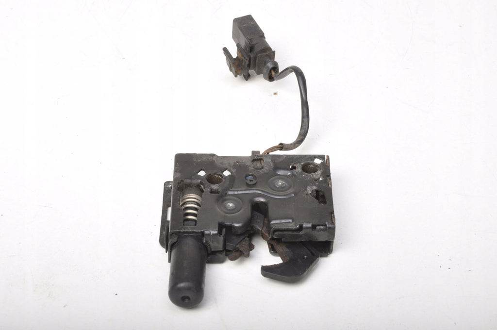 SEAT IBIZA V LOCK MASK 6F0823509015