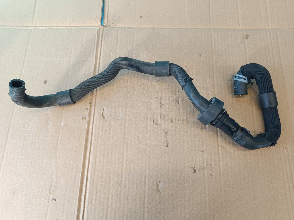 SEAT LEON 4 IV FR COMBI 2.0 TDI 110KW 2021 R HOSE WATER THERMOSTAT