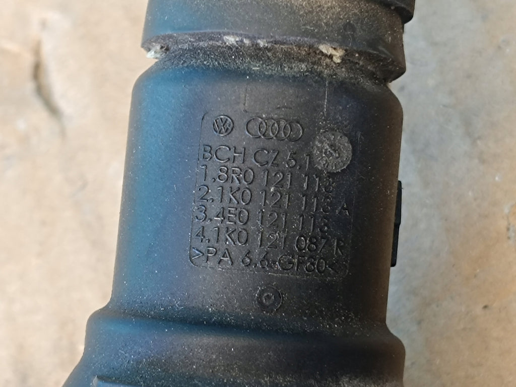 SEAT LEON 4 IV FR COMBI 2.0 TDI 110KW 2021 R HOSE WATER THERMOSTAT