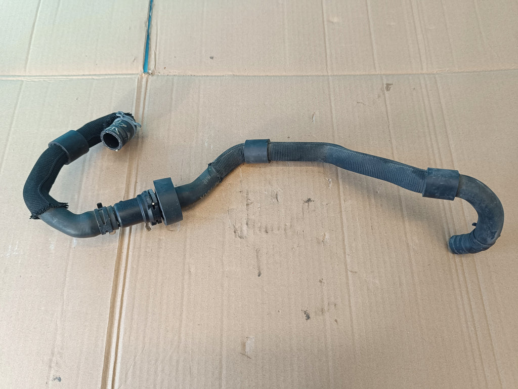 SEAT LEON 4 IV FR COMBI 2.0 TDI 110KW 2021 R HOSE WATER THERMOSTAT