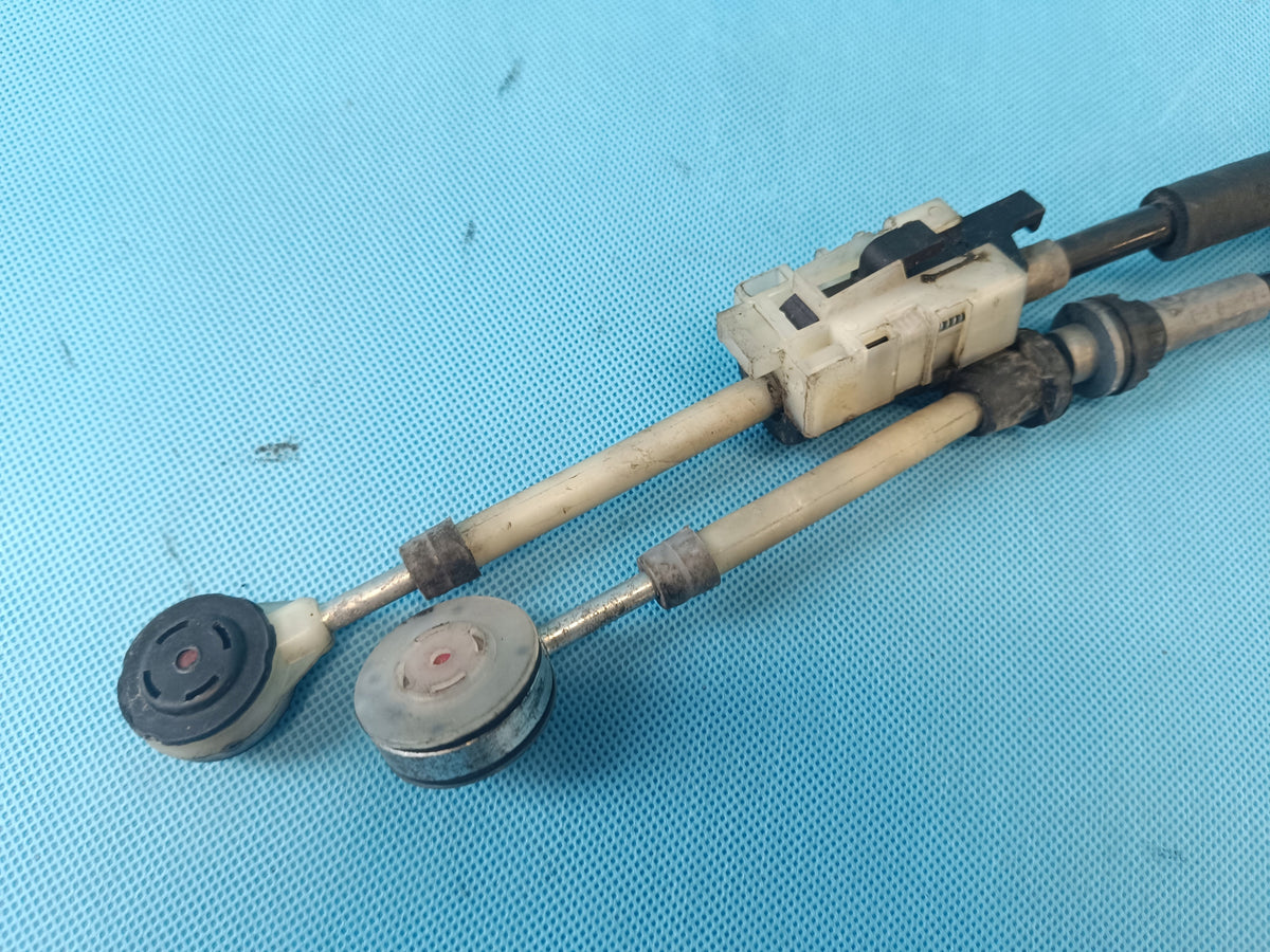 SEAT LEON 4 IV FR COMBI 2.0 TDI 110KW 2021 R SHIFT CABLE PULLS